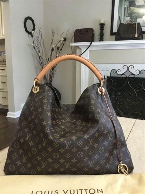 how to find model of louis vuitton bag|Louis Vuitton discontinued bags list.